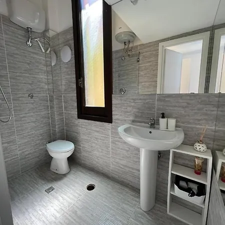 Surf House Apartment