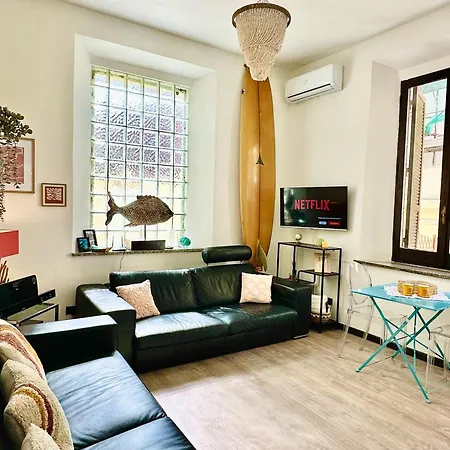 Apartment Surf House